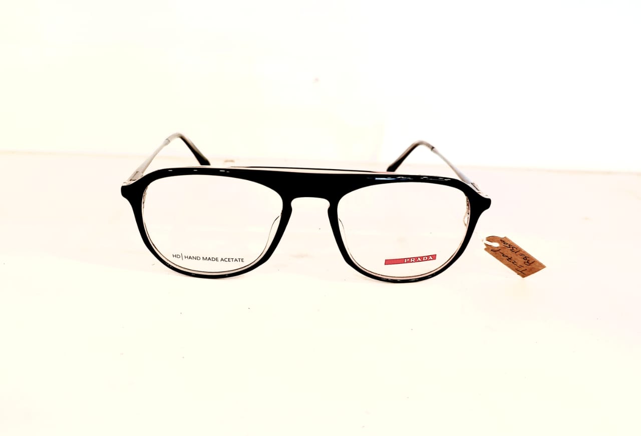 Lens